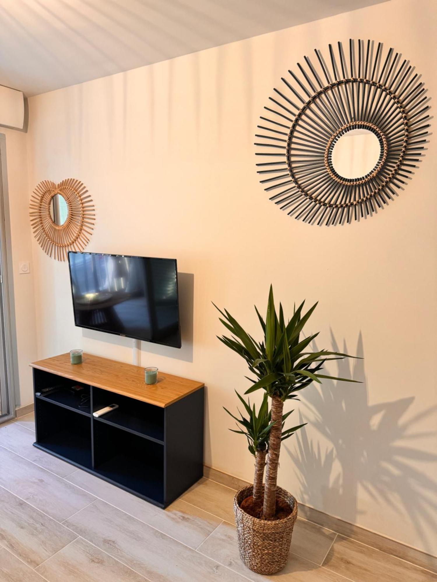 Les Appartements De Lina -Studio Maya 5 - Self Check-In - ラ・グランド・モット エクステリア 写真